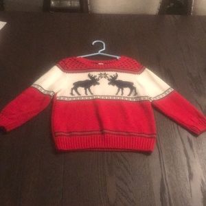 Holiday sweater reindeer